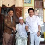 Silaturahmi ustadz Didi suhardiman S.H dan Bapak Maman (mertua ) beserta para jemaah, Silaturahmi ke kiyai Yazid Bustomi (Abah salak)