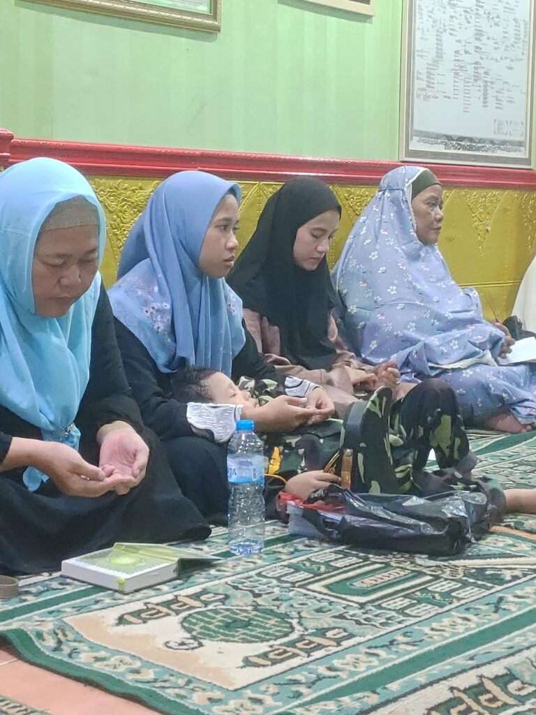 Video Acara malam nisfu sya’ban di yayasan Alhidayah laaduny sholat nisfu sya’ban 100 rakaat dan sekaligus penutupan pengajian anak-anak santri dan yatim Alhidayah laaduny.